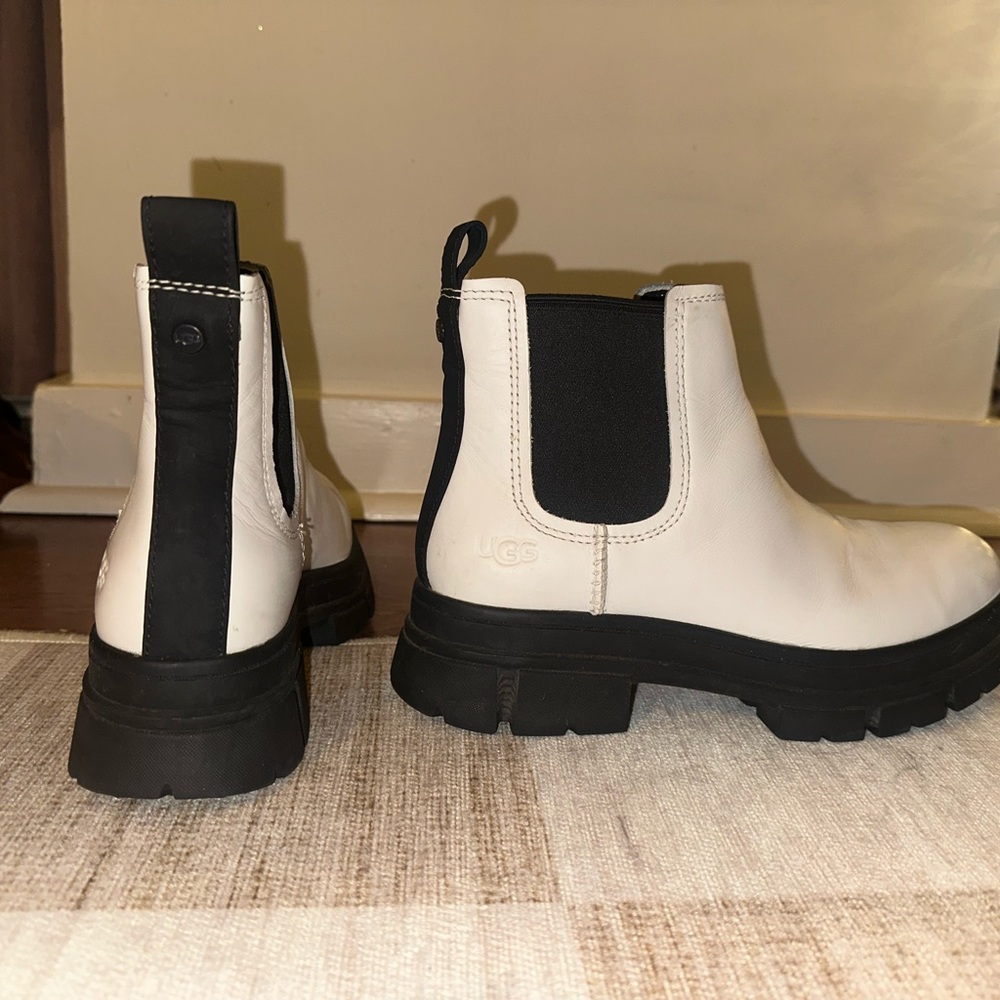 UGG Women's White Chelsea Boots